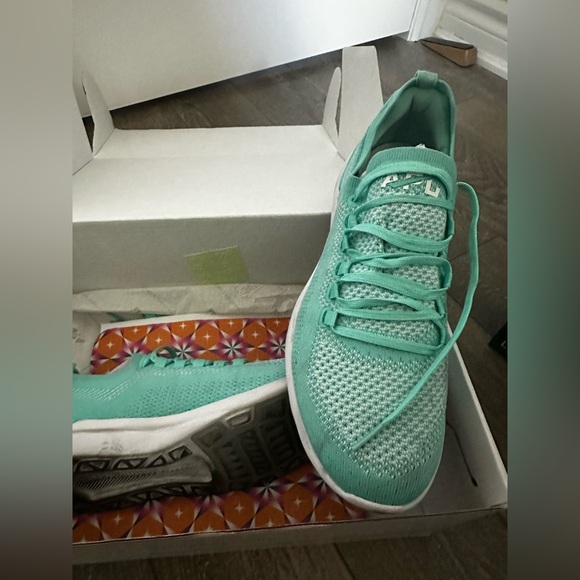 APL Tech Loom Breeze Running Shoe - Picture 1 of 5